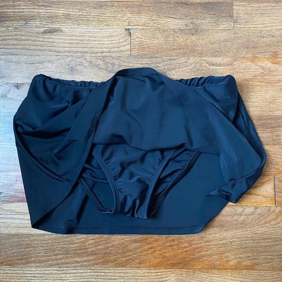 Size 10 American Living Skort Swim Suit Bottoms Skirt With Shirts - Picture 3 of 7